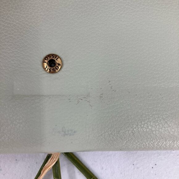 Fossil Mint Green Brass Bifold Zip Around Snap Cow Hide Leather Pockets Wallet - Picture 8 of 10